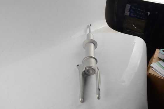 97034304105 97034304505 Máy hấp thụ sốc phía trước ốc dây chuyền dây chuyền Porsche Panamera 970