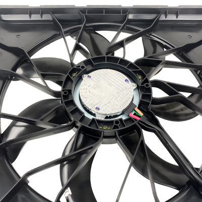 100% được thử nghiệm ủ lạnh phụ tùng tản nhiệt 600W Trọng lượng tổng đối cho Jeep Grand Cherokee